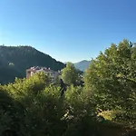 New & Stylish Axel With Mountain Views Daire Paşmaklı